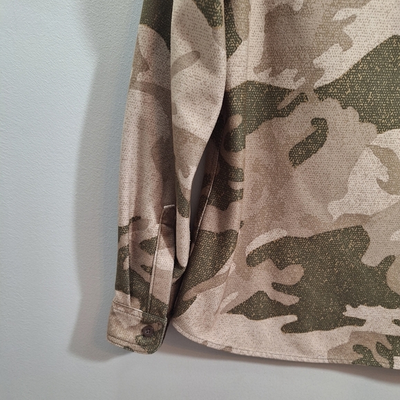 Cabela's Outdoor Gear Womens Medium Button Down Shirt Camo Hunting Military - Picture 7 of 15